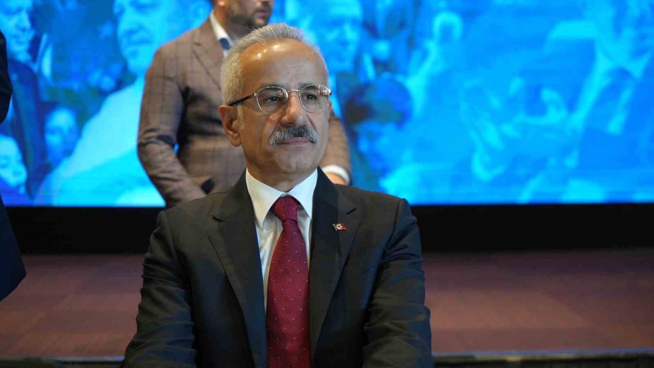 Bakan Uraloğlu: “Kırıkkale-Çorum-Samsun demiryolu ihalesi 2024 ve 2025’te”