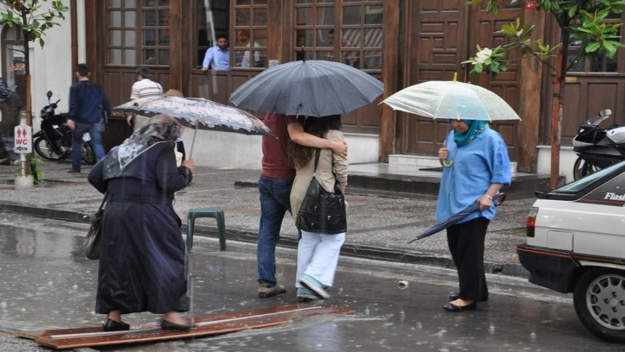 Erzincan ve Bayburt’ta sağanak yağış bekleniyor