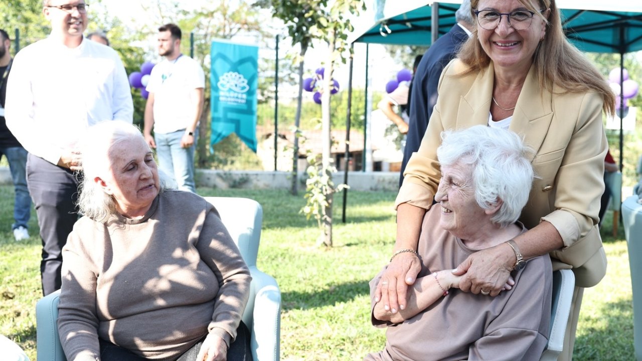 “Alzheimer hastalığı toplumsal bir sorun”