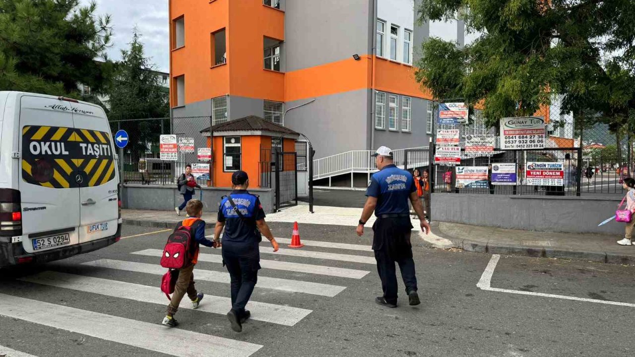 Ordu’da zabıta ekiplerinden öğrenciler için ‘huzur’ uygulaması