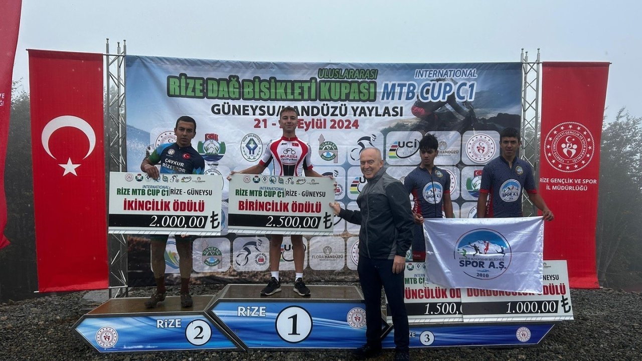 Kayserili sporcular Rize’den 3 madalya ile döndü