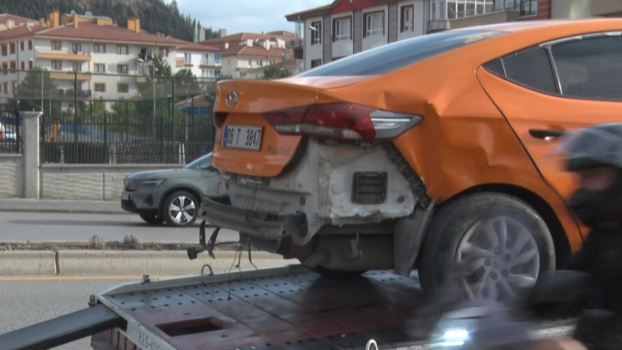 Ankara’da zincirleme trafik kazası: 2 yaralı