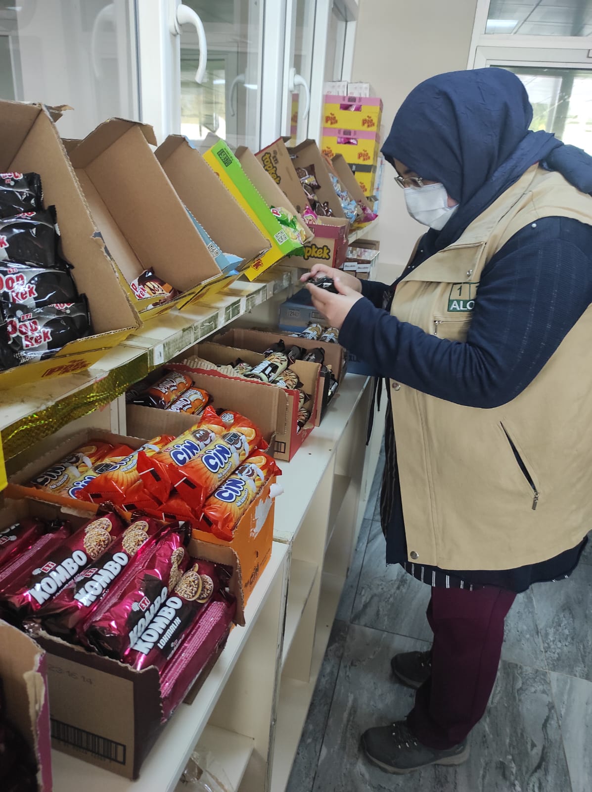 Kars’ta okul kantin ve kafeteryaları denetleniyor