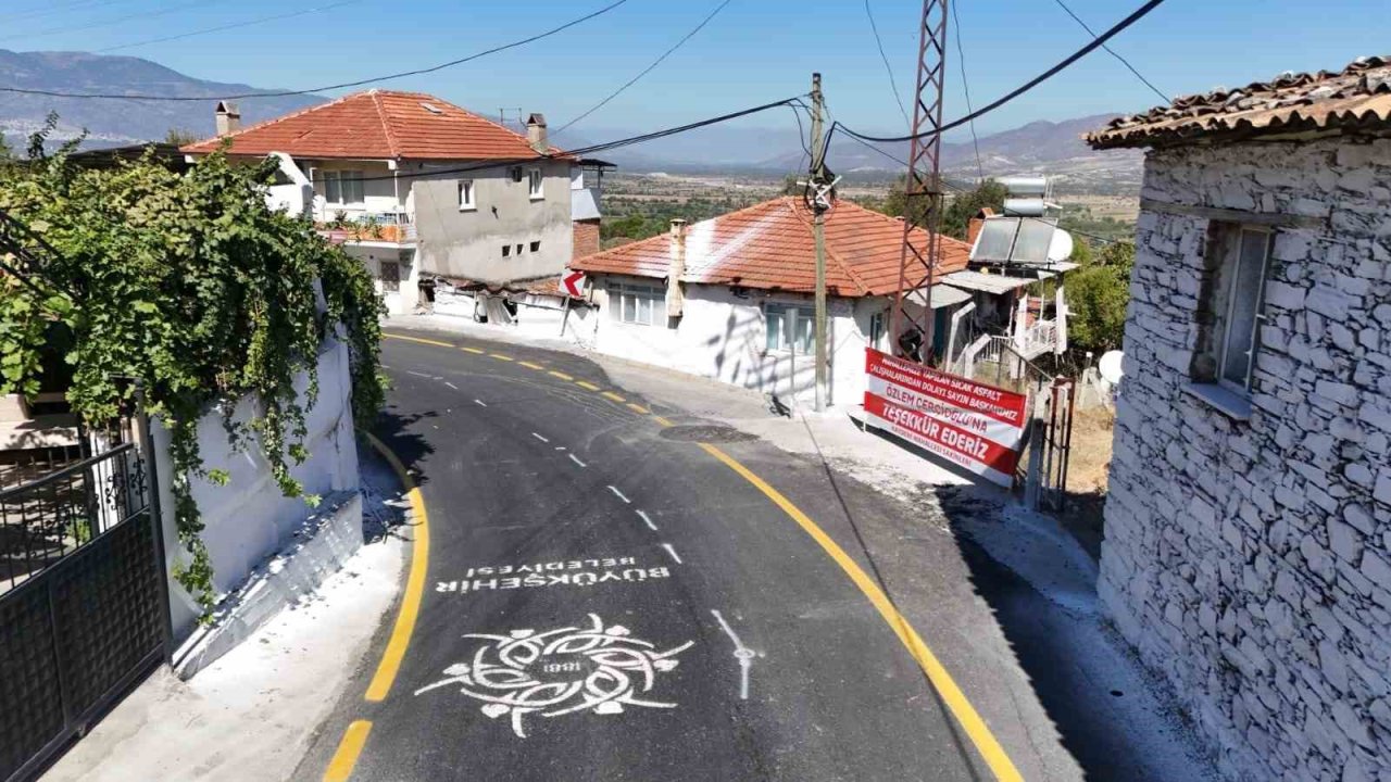 Büyükşehir’den Bozdoğan’da yol yapım çalışması