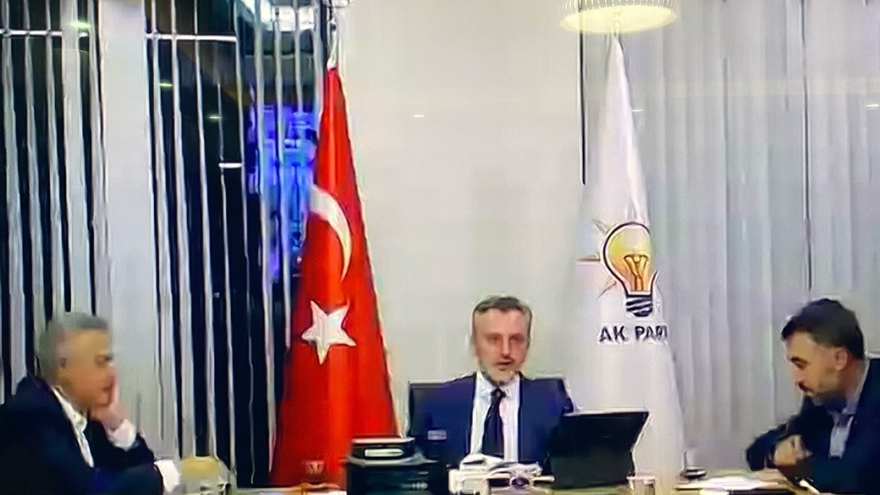 AK Parti İl Başkanı Yıldırım, Genel Başkan Yardımcısı Kandemir ile görüştü