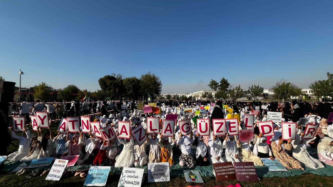 "Hayat Namazla Güzeldir" etkinliğinin finali Diyarbakır’da gerçekleşti