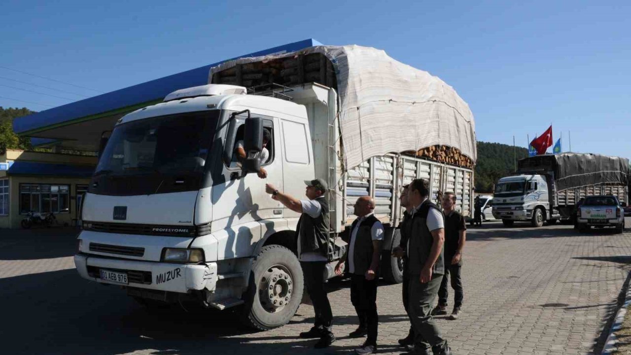 Kütahya’da orman emvali taşıyan araçlar kontrol edildi