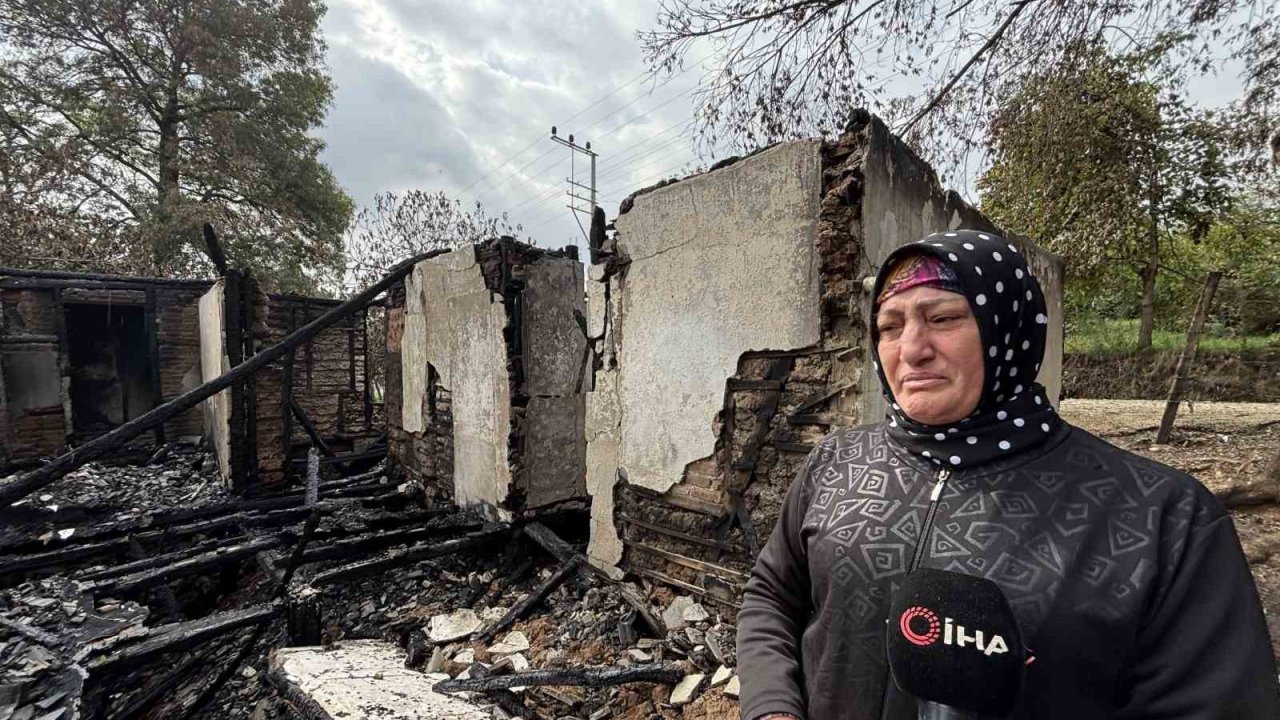 Bu olay Türkiye’yi ağlatacak: Oğlunun hatıralarıyla yaşadığı evi gözlerinin önünde kül oldu