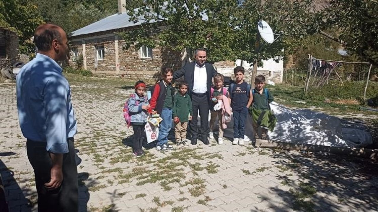 Hakkari Müftüsü Okuş köyleri ziyaret etti