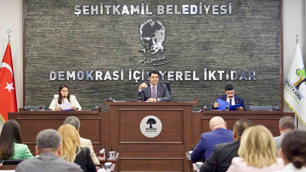 Şehitkamil Belediye meclis toplantısı yapıldı