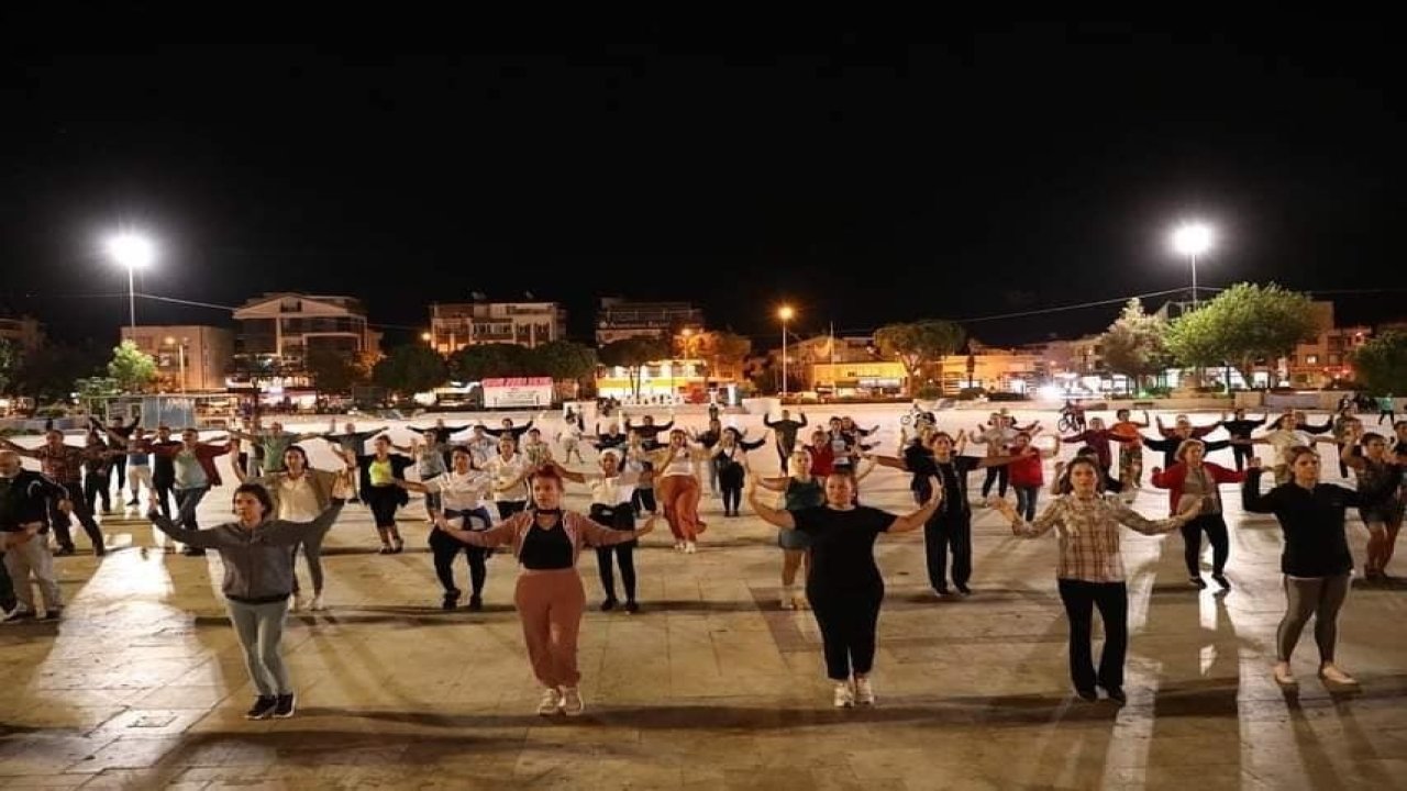 Didim’de Cumhuriyetin 101. Yılı, 101 kişilik zeybekle kutlanacak