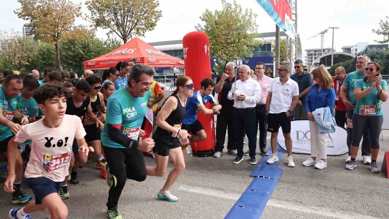 Başkan Şadi Özdemir, ’Eker I Run’ heyecanına ortak oldu