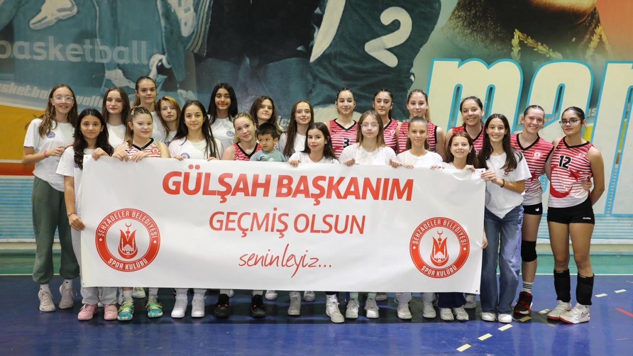 Şehzadeler’in genç kızları galibiyetlerini Başkan Durbay’a hediye etti