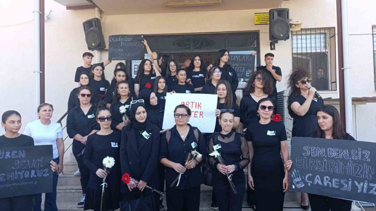 Sarıgöl Hayriye Ertürk Anadolu Lisesi’nden ’Kadına Şiddet Kader Değildir’ programı