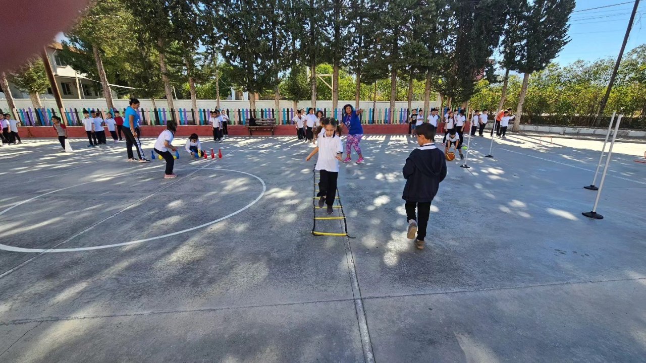 Seydikemer’de öğrenciler Amatör Spor Haftası’nı kutladı