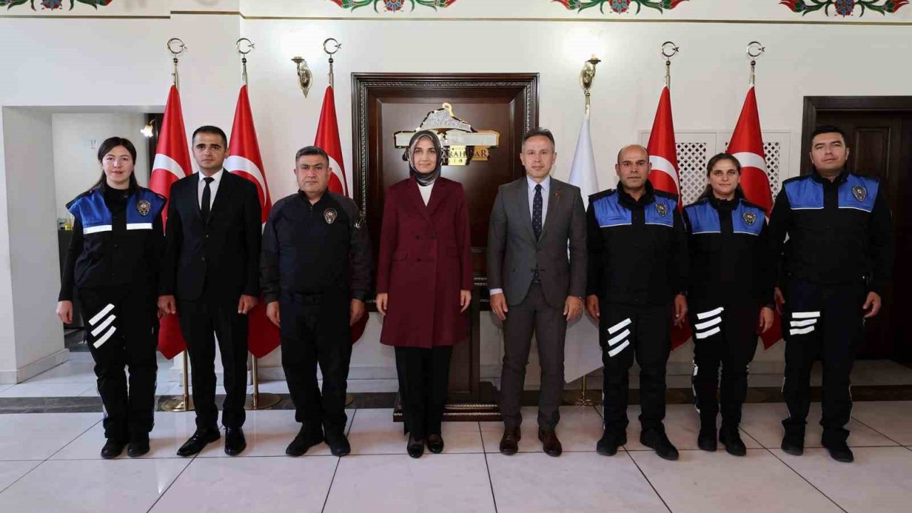 Vali Yiğitbaşı, toplum destekli polislerle sosyal projeleri görüştü