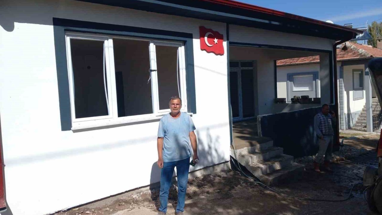 Develi’de ağır hasarlı evin yerinde dönüşümü sağlandı