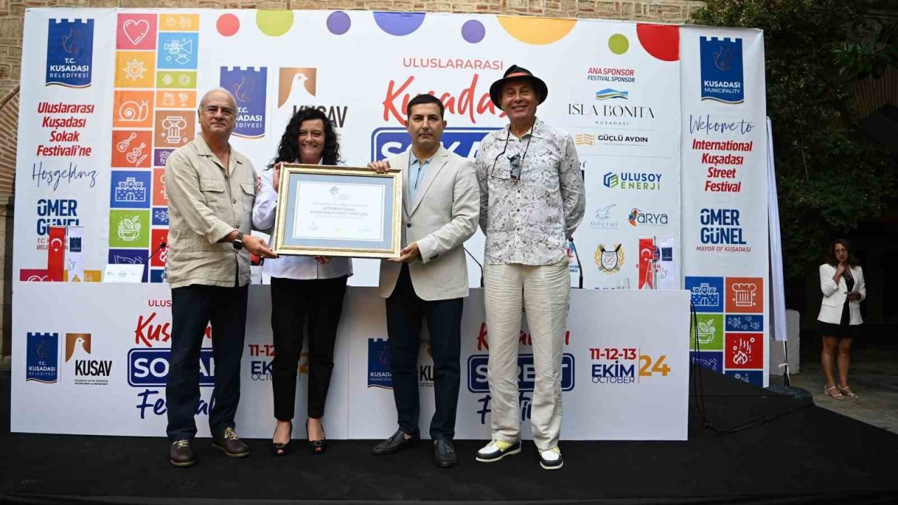 Kuşadası Sokak Festivali’nin başarısı uluslararası arenada onaylandı