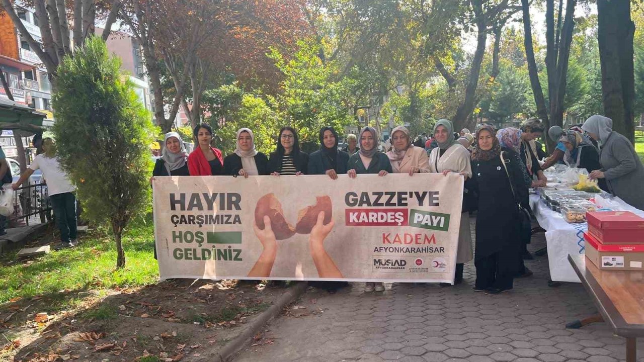 Afyonkarahisar’da Gazze için hayır çarşısı kuruldu