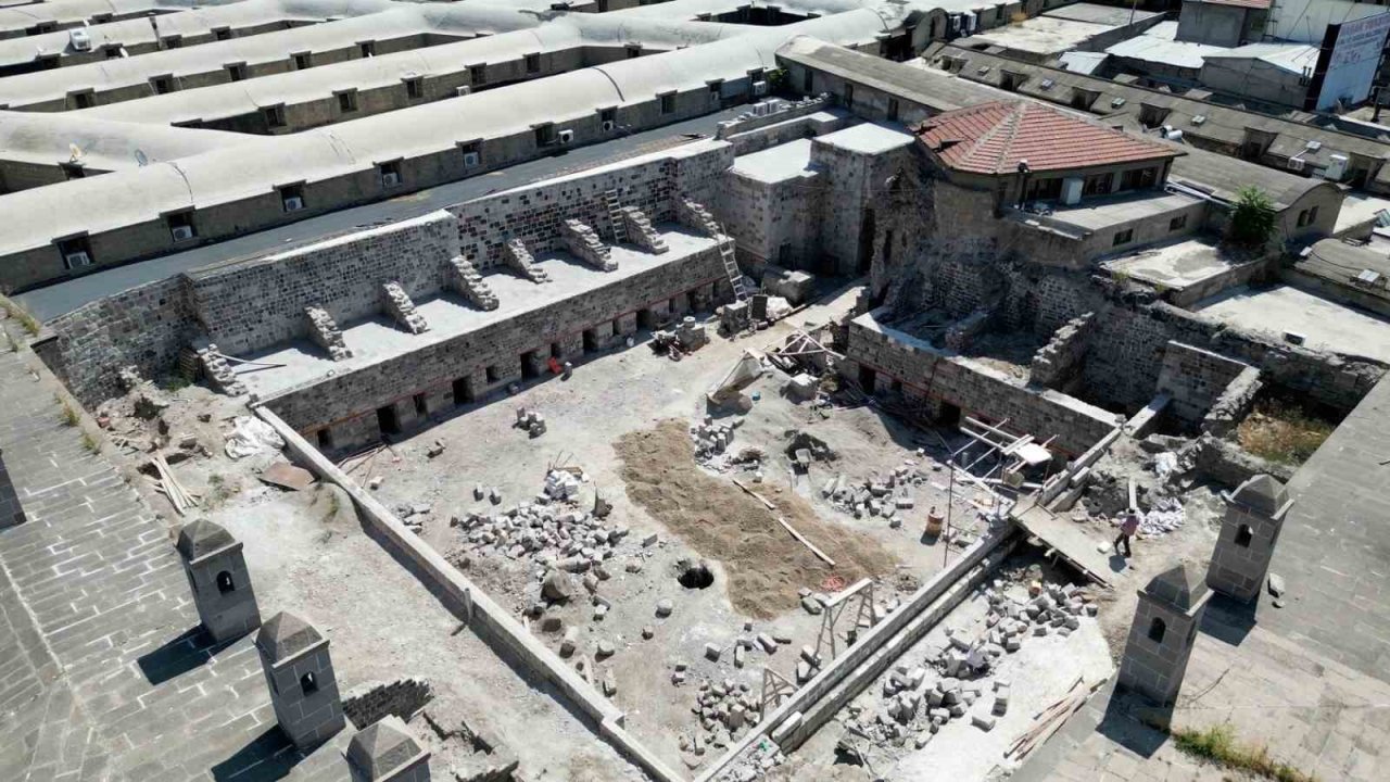 Melikgazi, tarihi eserlerine sahip çıkıyor