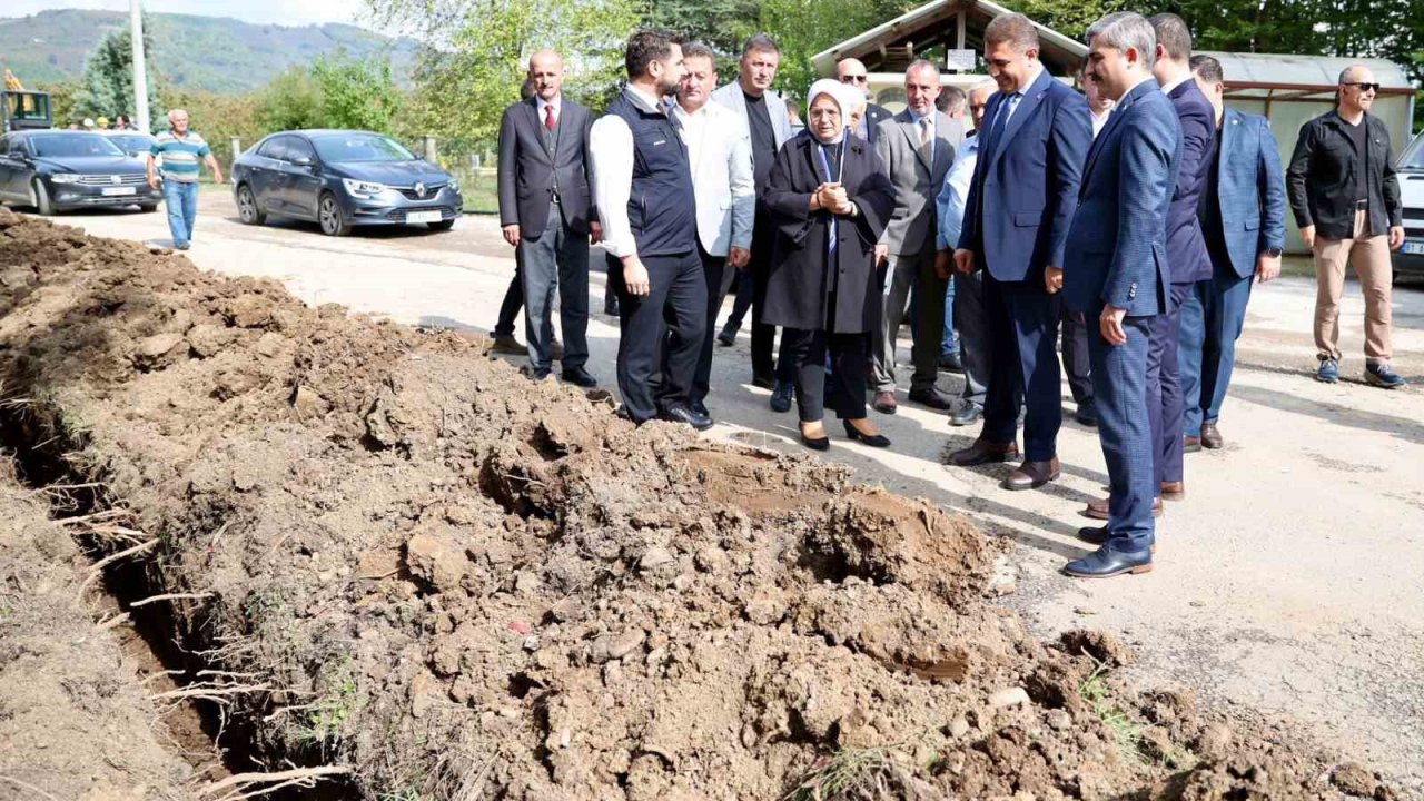 Kiraztarla içmesuyu şebeke çalışmasını yerinde incelediler