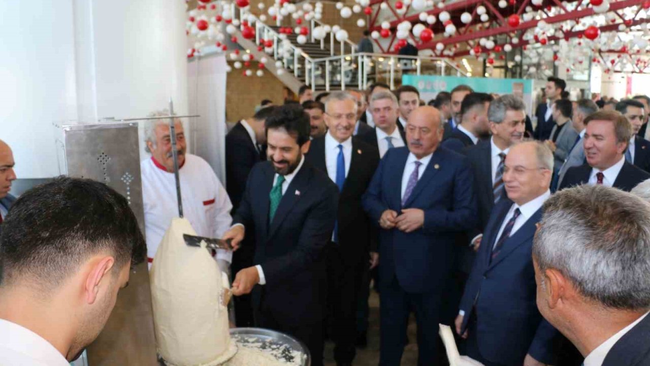 Erzincan’da Tulum Peyniri Dönerine yoğun ilgi