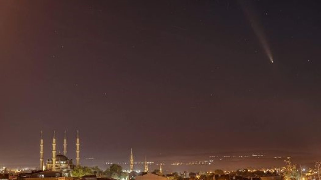 Kuyruklu yıldız Tsuchinshan-Atlas Edirne’de Selimiye Camii ile birlikte görüntülendi