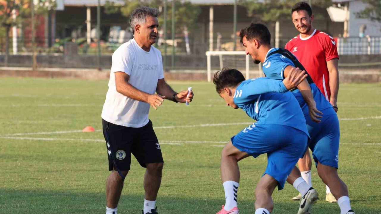 Menemen FK, dış sahada 4’te 4 yaptı