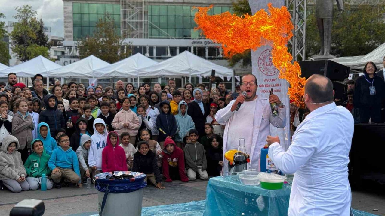 Yalova’da Bilim Şenliği heyecanı yaşandı