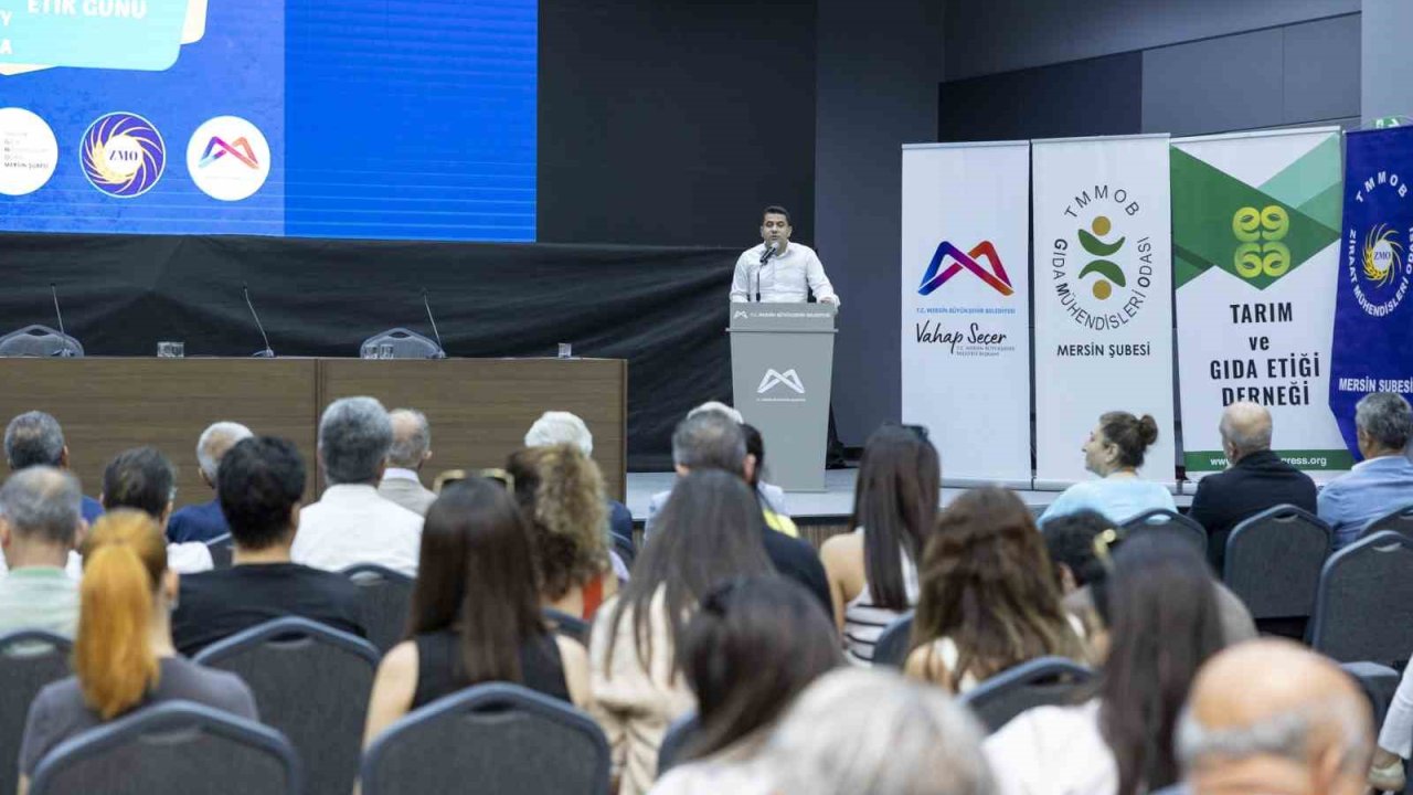 Mersin’de ’Dünya Gıda Ve Etik Günü’ paneli