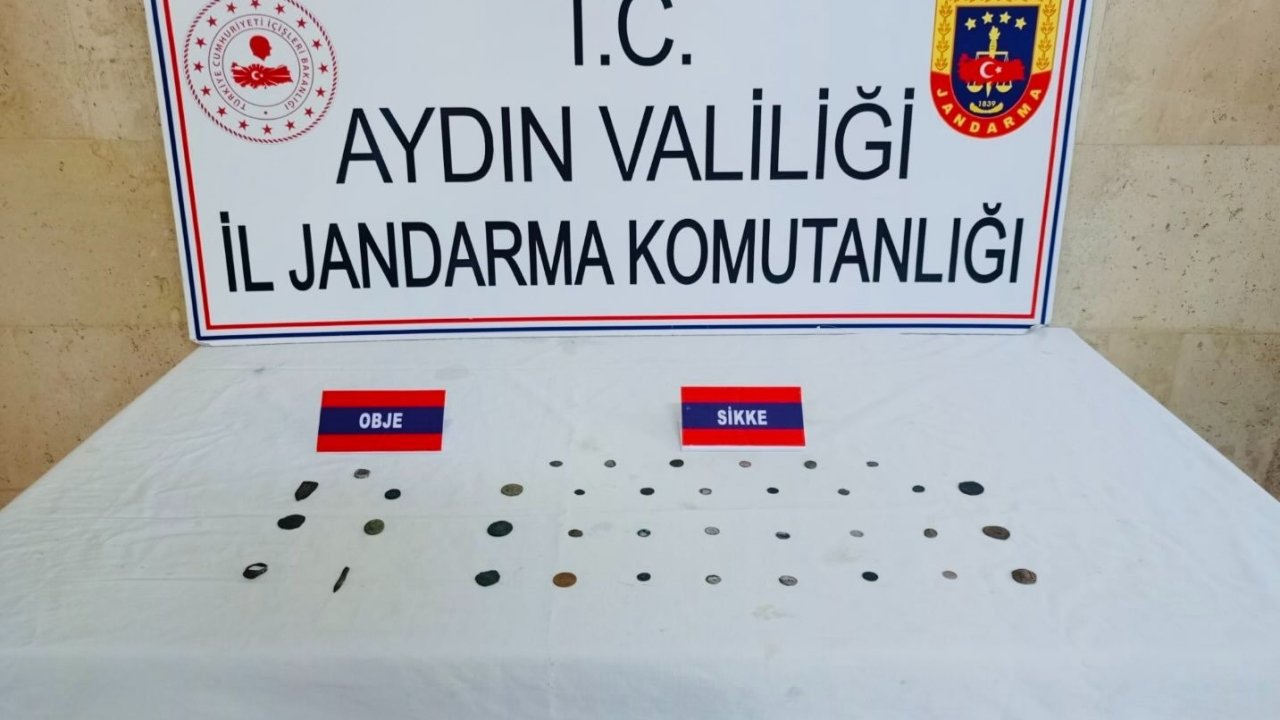 Tarihi eserleri satamadan yakalandılar