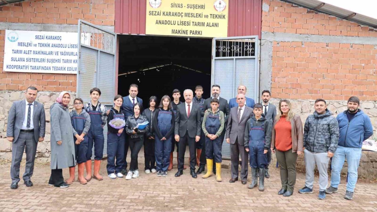 Bu lisede tarımı uygulamalı öğreniyorlar