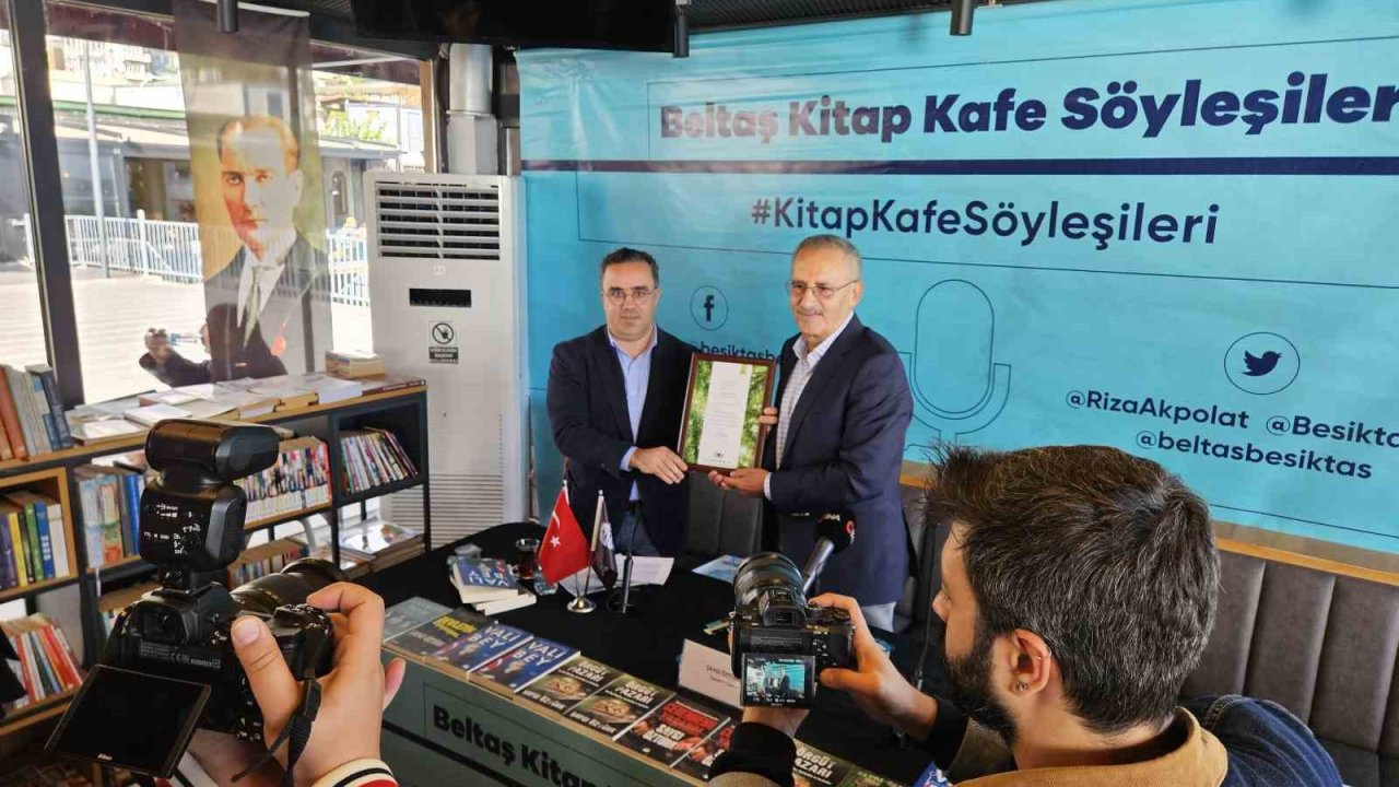 Beşiktaş Belediyesi Beltaş Kitap Kafe’de Saygı Öztürk’ü ağırladı