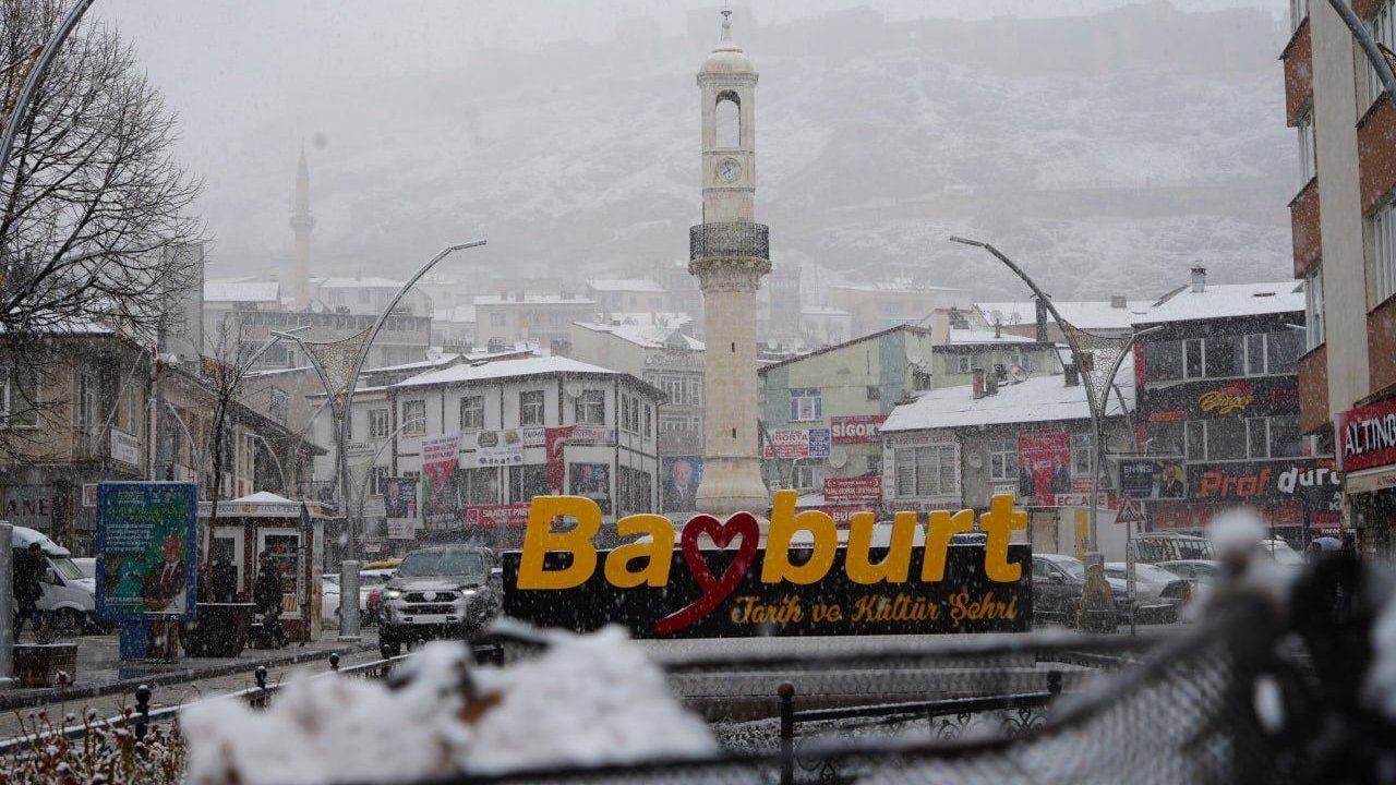 Meteorolojiden Bayburt için kar uyarısı yapıldı