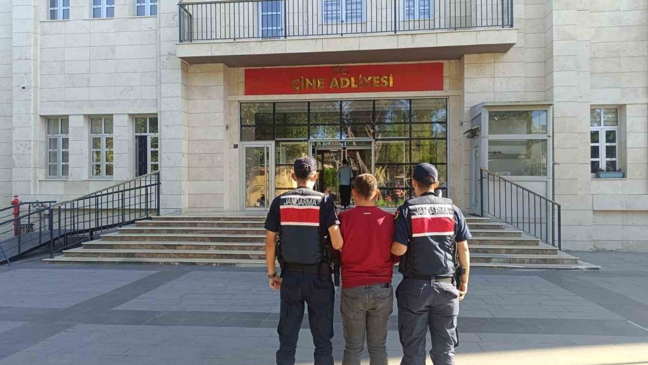 Jandarma ekipleri aranan şahıslara göz açtırmıyor