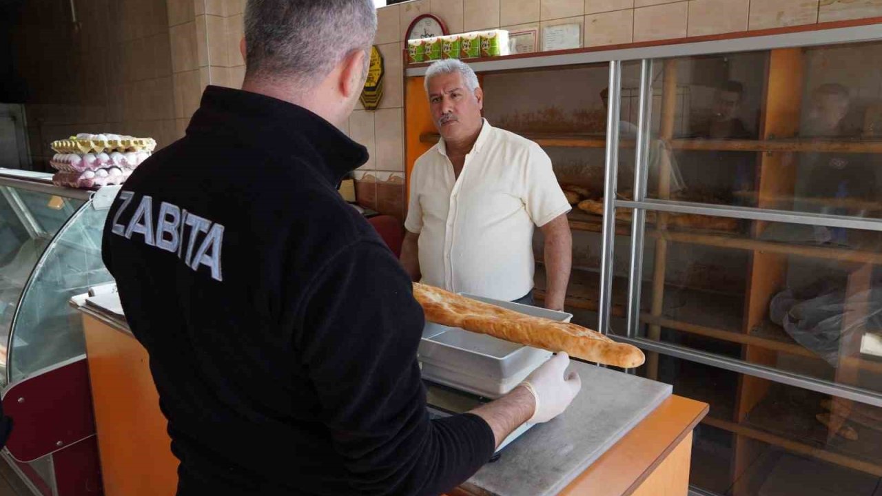 Zabıtadan ekmek fiyat tarifesi ve gramaj denetimi