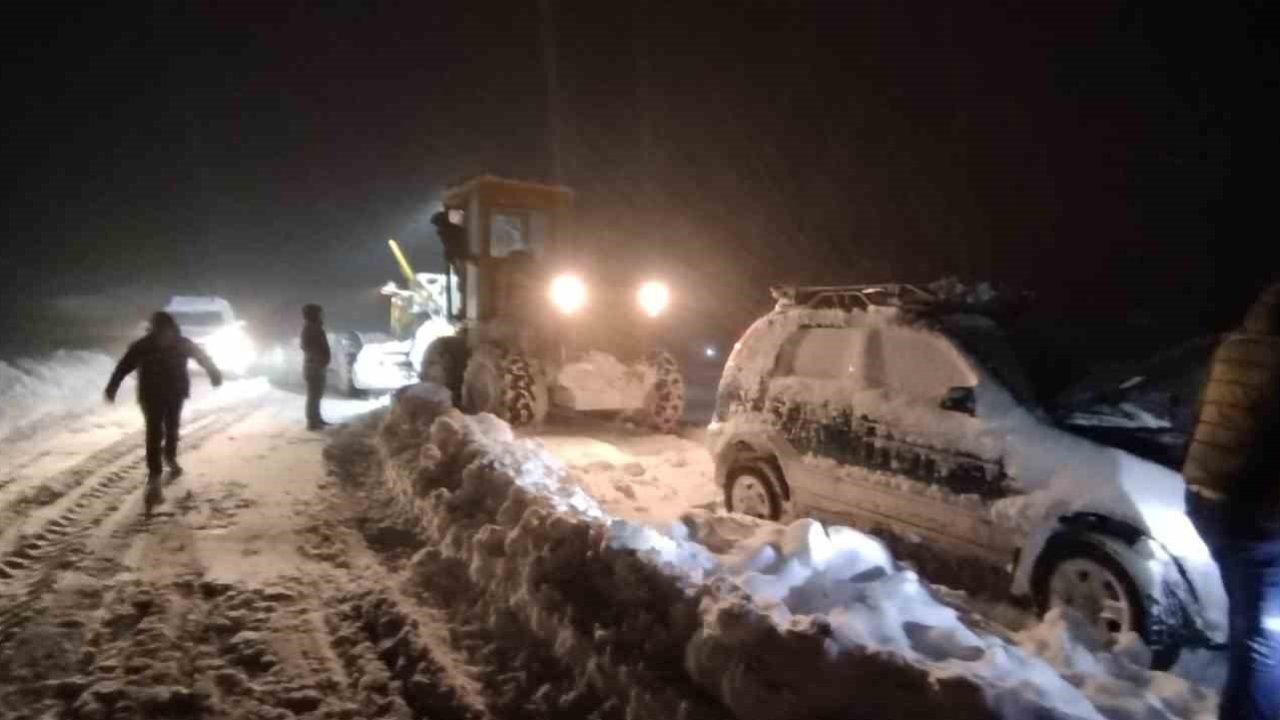 Ordu’nun yüksek kesimlerinde kar kalınlığı 60 santimetreye ulaştı