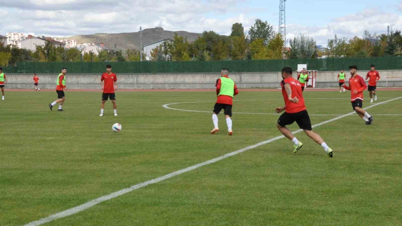 Kars 36 Spor Tortum Spor hazırlıklarını sürdürüyor