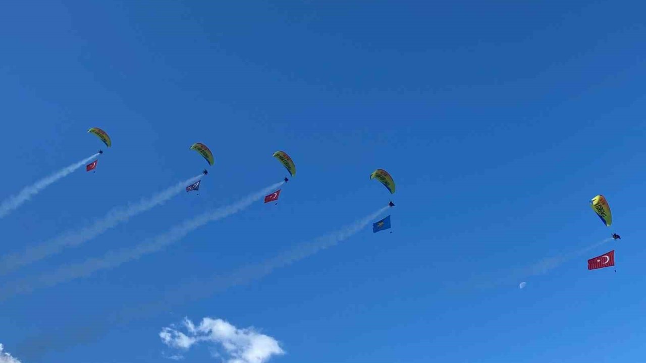 Fethiye 24. Hava Oyunları Festivali’nde uçuşlar başladı