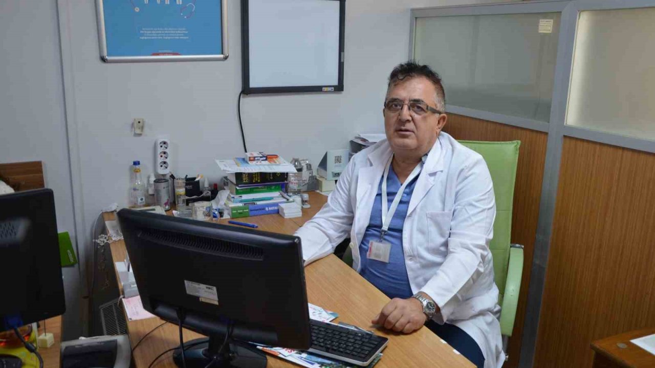 Sevilen doktor 18 ay için geldi 28 yıldır görev yapıyor