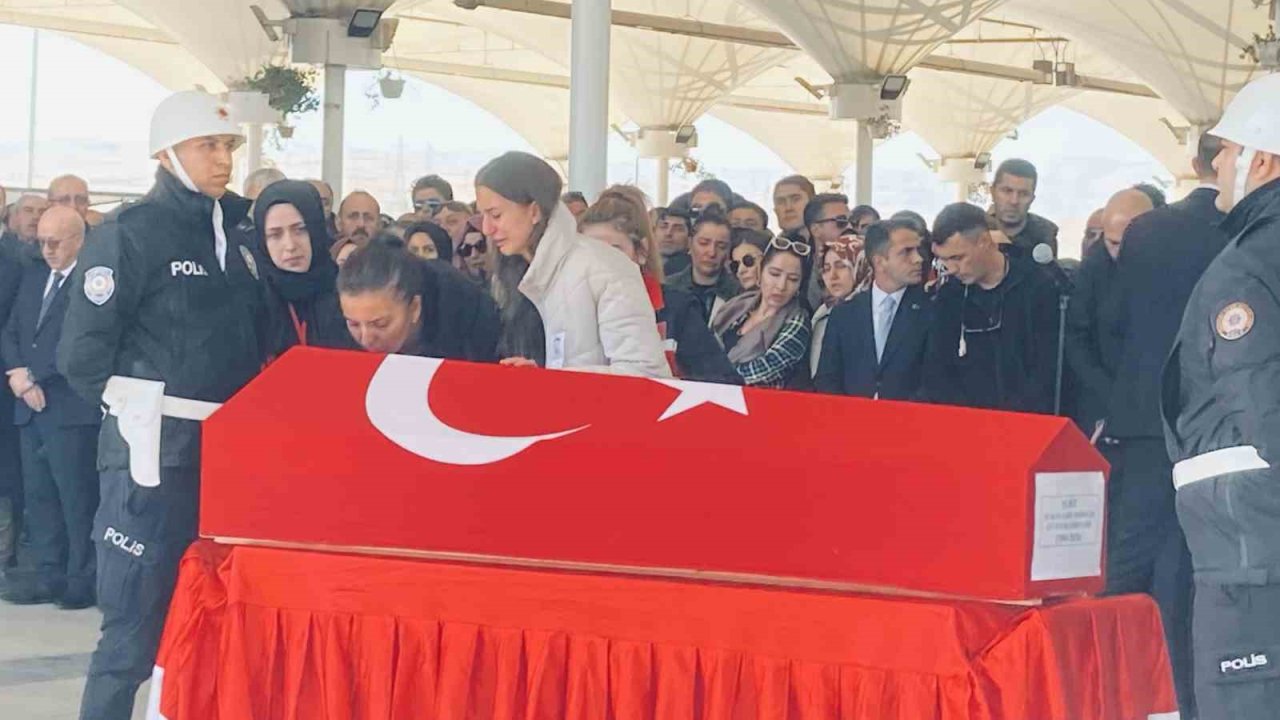 TUSAŞ saldırısında şehit olan güvenlik görevlisi Atakan Şahin Erdoğan son yolculuğuna uğurlandı