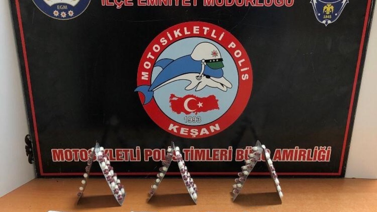 Keşan’da araçta yapılan kontrolde 182 sentetik ecza ele geçirildi