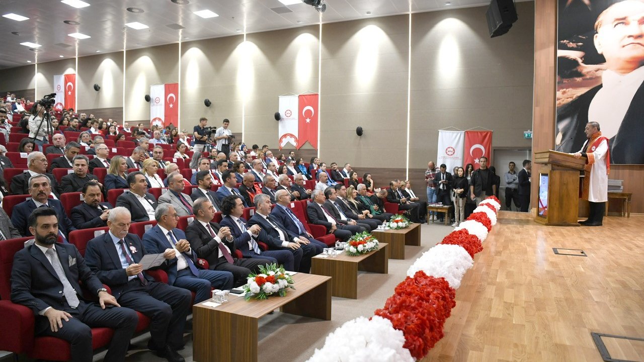 Sözen: “ATÜ bilim ve teknolojide zirveye odaklandı”