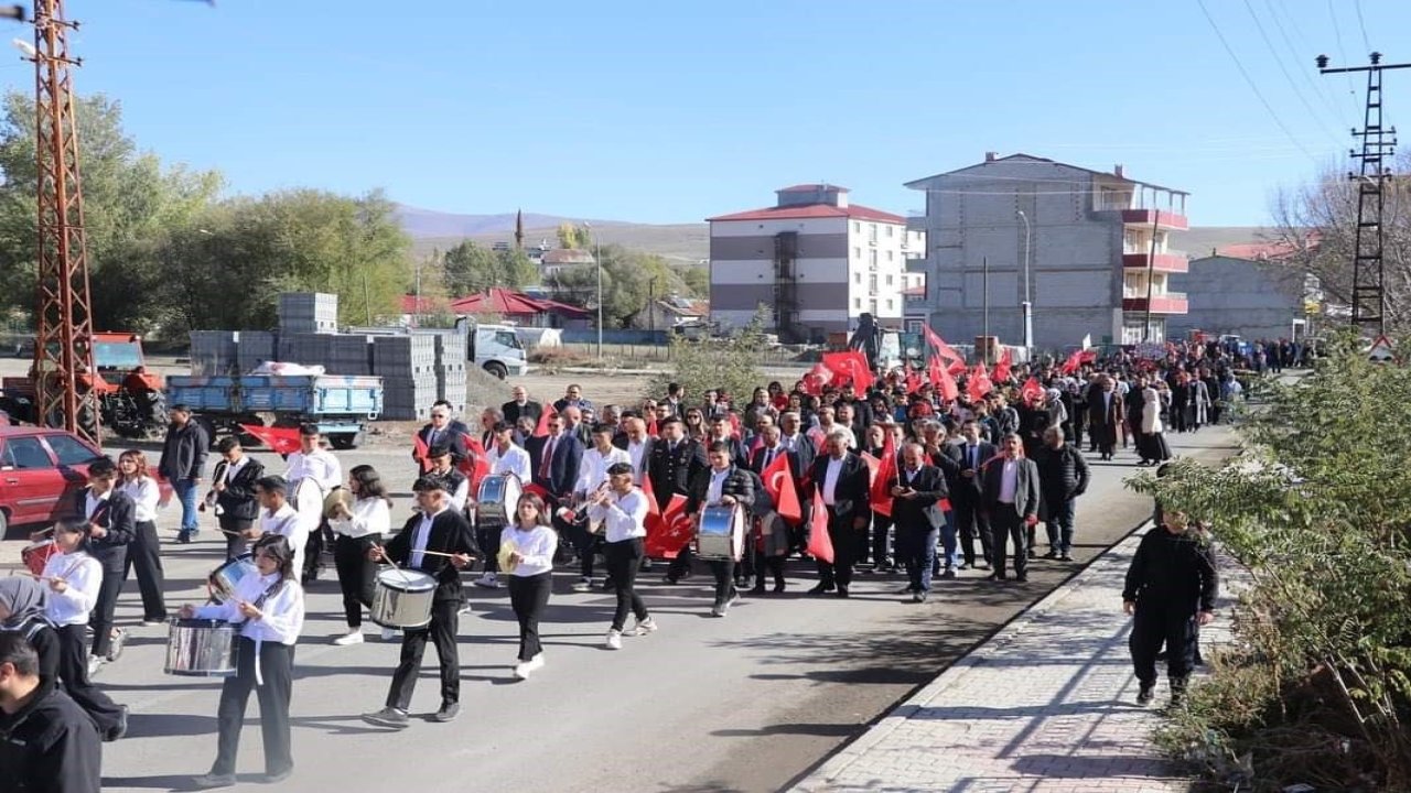 Tutak’ta Cumhuriyet coşkusu