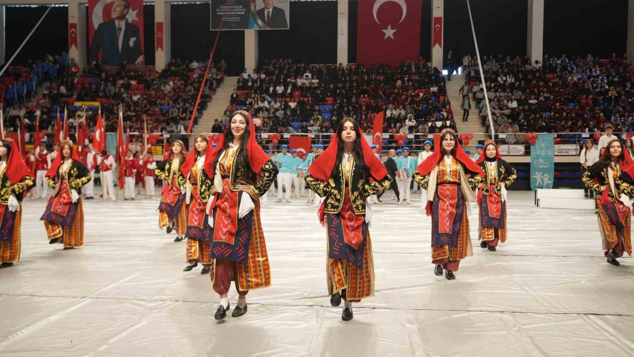 Niğde’de Cumhuriyet Bayramı coşkuyla kutlandı