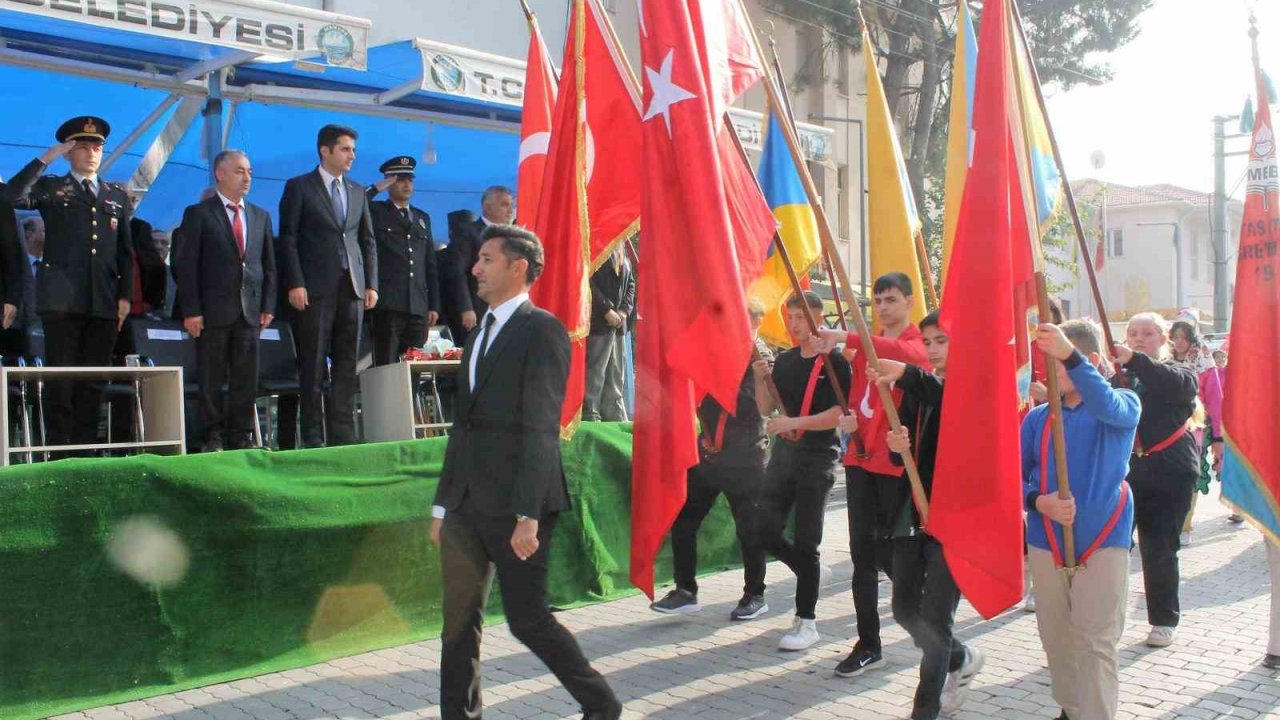 Cumhuriyet Bayramı Manyas’ta törenlerle kutlandı