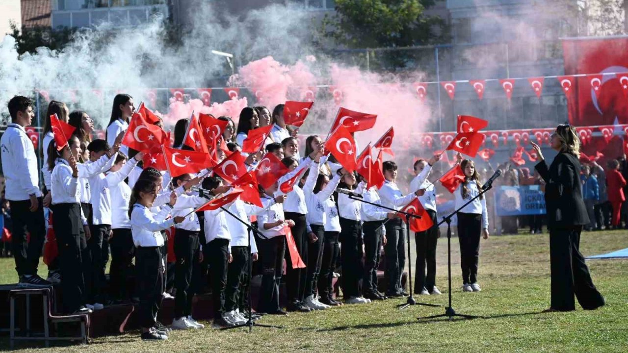 29 Ekim Cumhuriyet Bayramı, Bozüyük’te törenle kutlandı