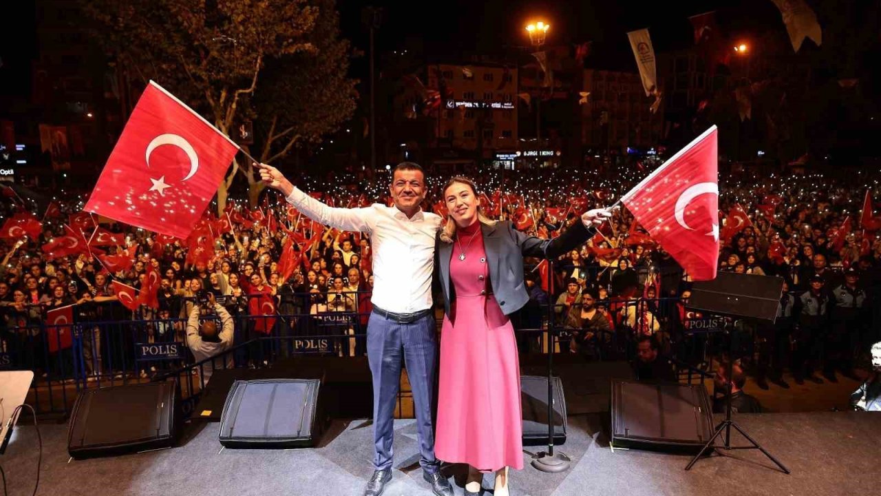 Denizli’de Cumhuriyetin sevinç ve coşkusu doyasıya yaşandı