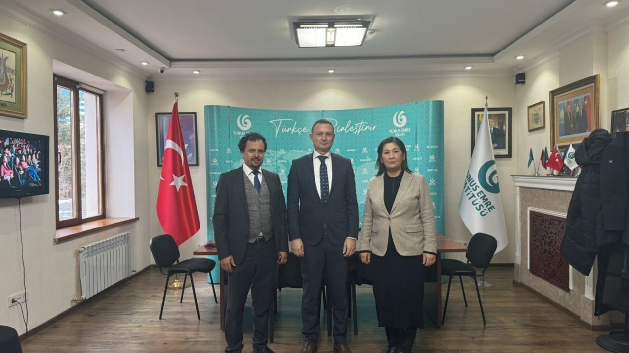 Kazakistan’da Anadolu Üniversitesi Açıköğretim Sistemi tanıtıldı