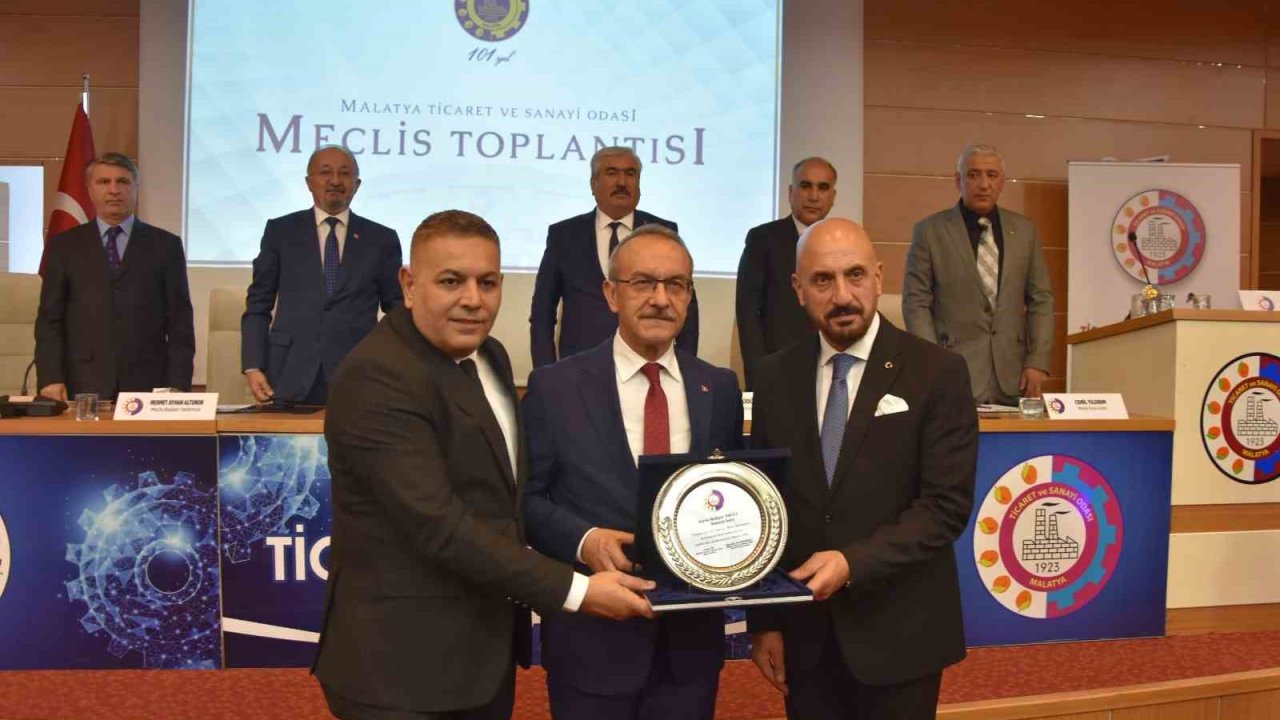 Vali Yavuz, Malatya TSO’nun meclis toplantısına katıldı